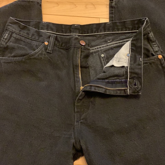 WRANGLERS- Vintage Men’s black wash denim -size 34x34 - Picture 6 of 9